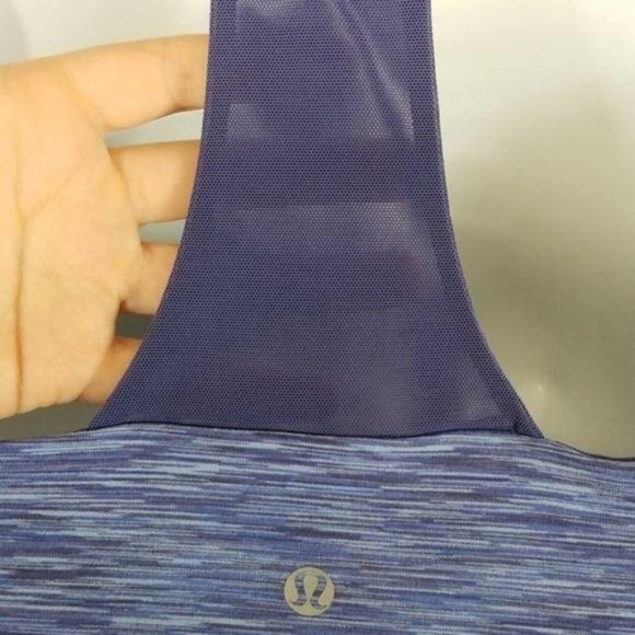 Lululemon Scoop Neck Yoga Athletic Tank Top in Royalty Space Dye Women's 6 - Picture 3 of 6